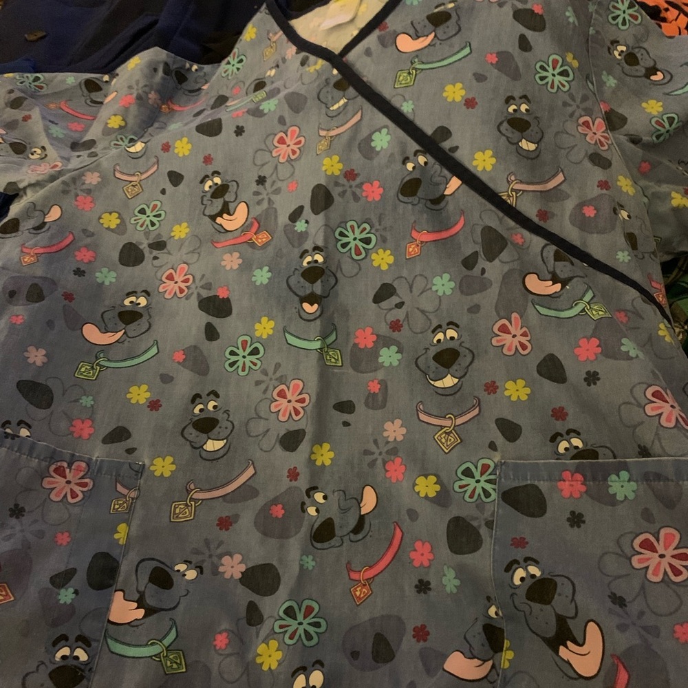 Scooby Doo scrub top